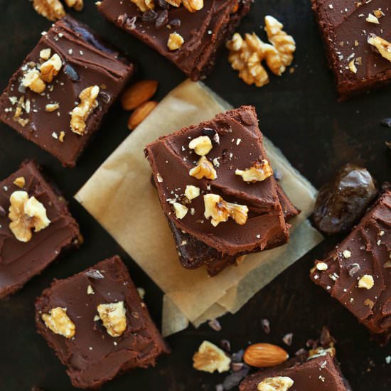 No Bake Easy Raw Vegan Brownies