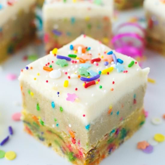 Birthday Cake Oreo Truffle Blondies