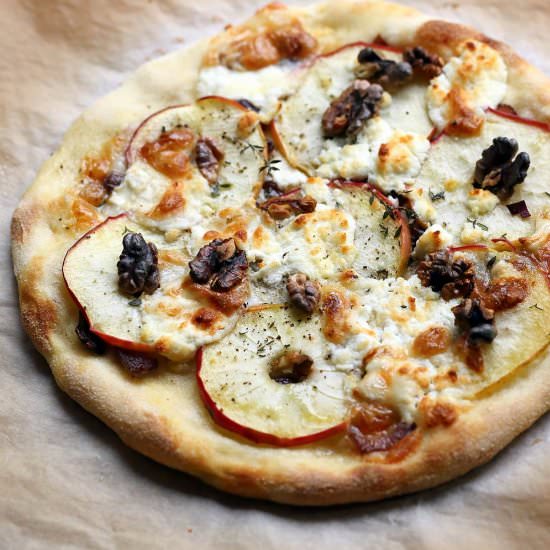 Apple and Goat Cheese Pizza