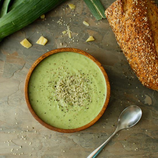Creamy Broccoli Cheese Soup