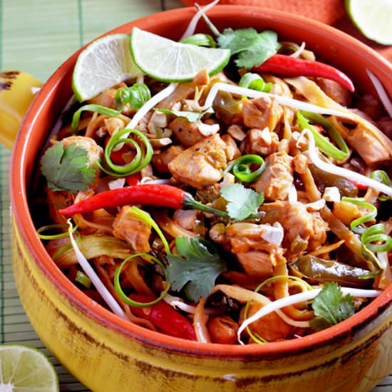 Slow Cooker Thai Chicken & Noodles