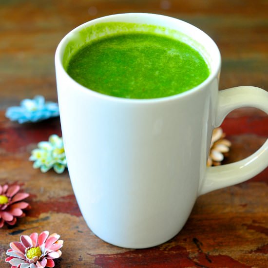 Hot Green Lemon Ginger Smoothie