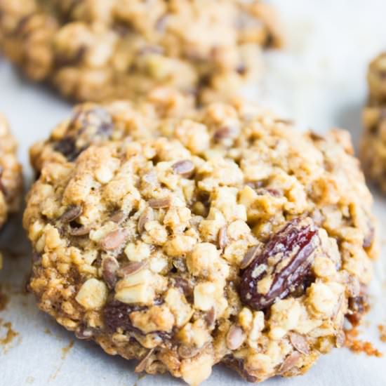 Healthy Oatmeal Raisin Cookies