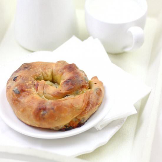Olives Pies with Filo Pastry