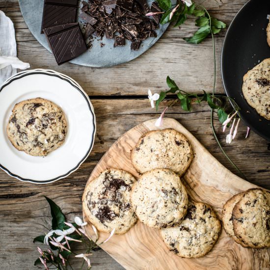 Flourless Chocolate Oatmeal Cookies