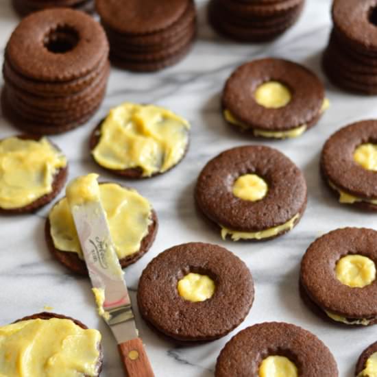 Gingerbread Orange Linzer Cookies