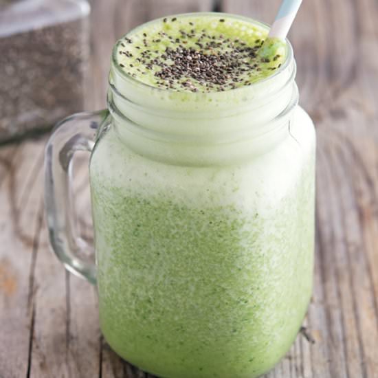 Mango Spinach Chia Smoothie
