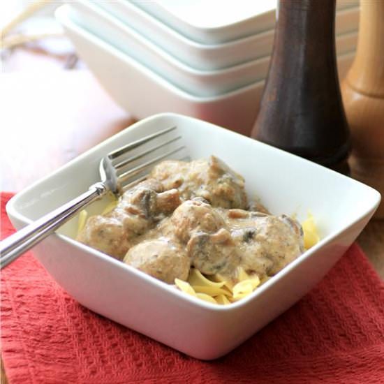 Slow Cooker Swedish Meatballs