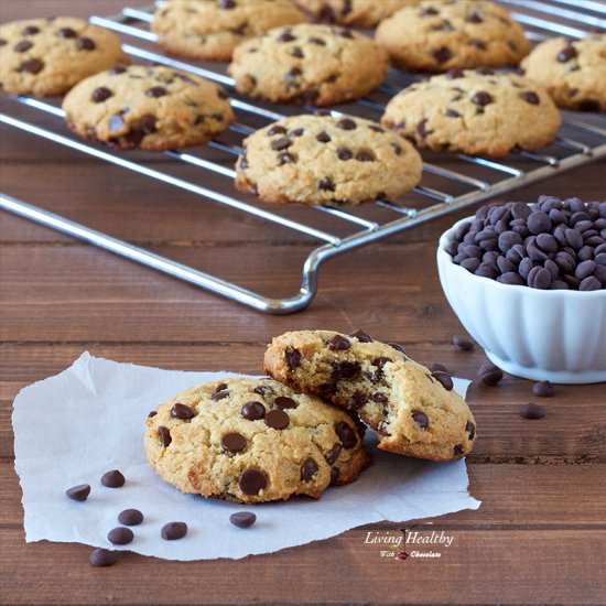 Paleo Chocolate Chip Cookies