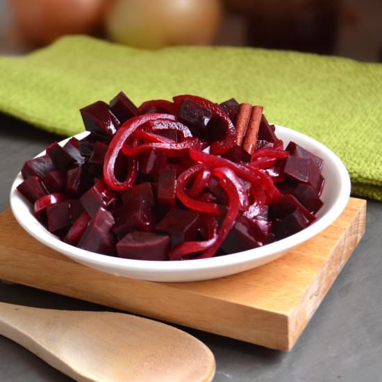 Easy Quick Pickled Beets