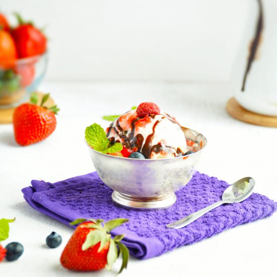 Vanilla Ice Cream Sundae