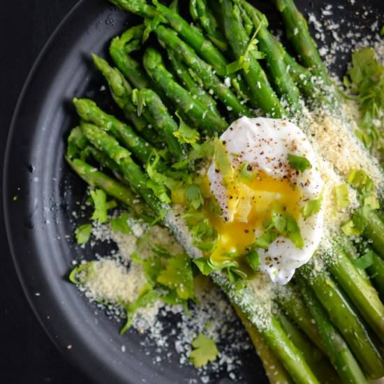 Asparagus with Poached Egg