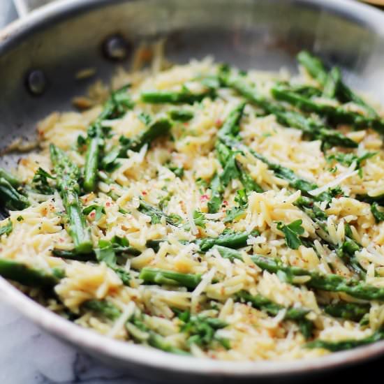 Garlic Butter Asparagus Pasta