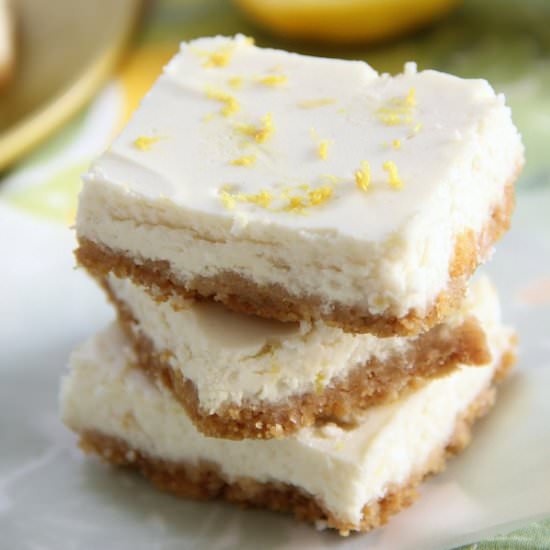 Skinny Lemon Cheesecake Bars