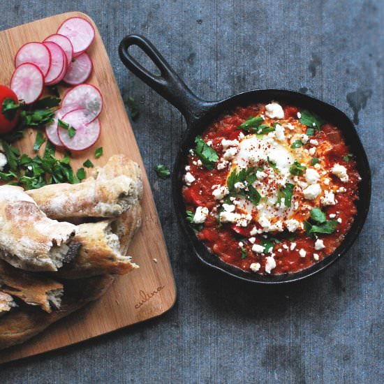Duck egg shakshuka