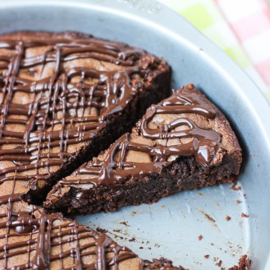 Fudgy Dark Chocolate Brownie Cake