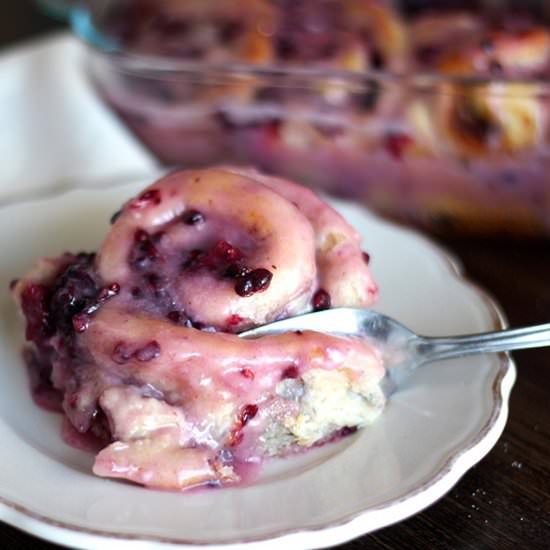 Blackberry Brown Butter Sweet Rolls