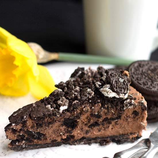 No Bake Chocolate Oreo Cheesecake