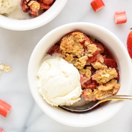 Strawberry Rhubarb Crisp