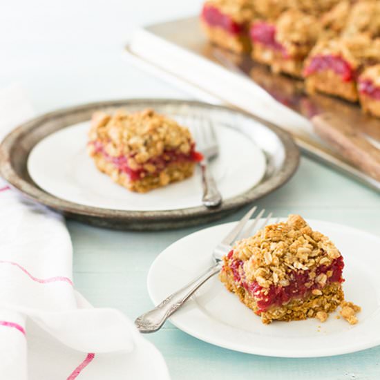 Strawberry Oat Crumb Bars