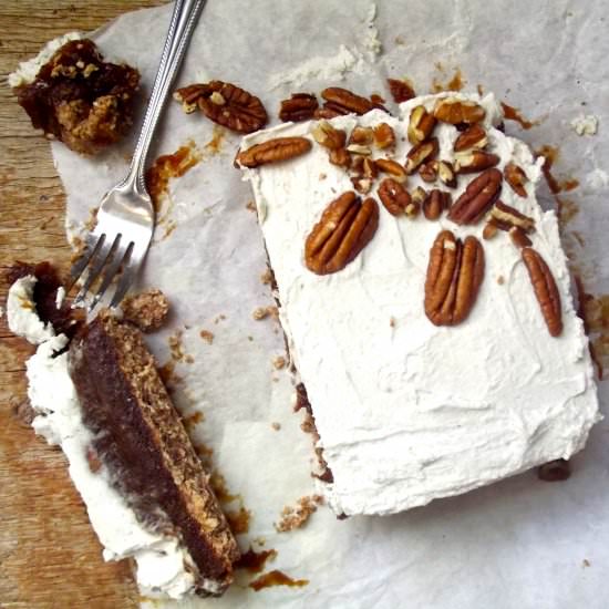 Salted Caramel Pecan Pie Cake