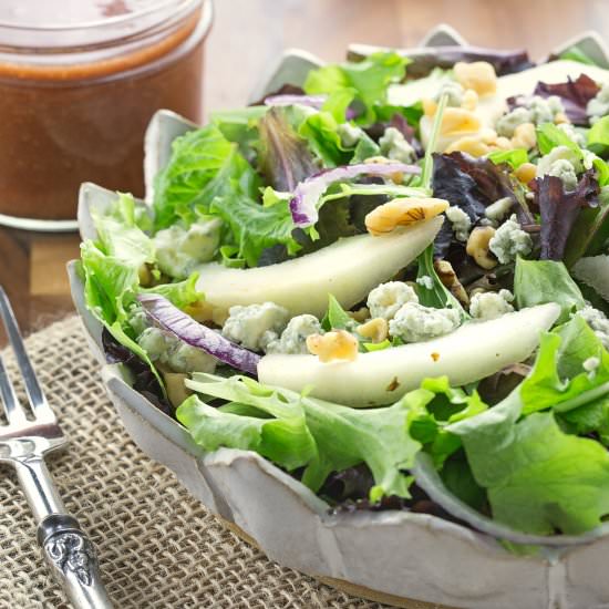 Pear and Walnut Salad