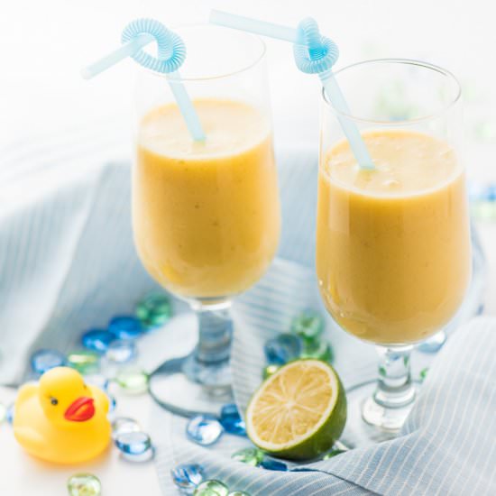 Banana Coconut Mango Smoothie