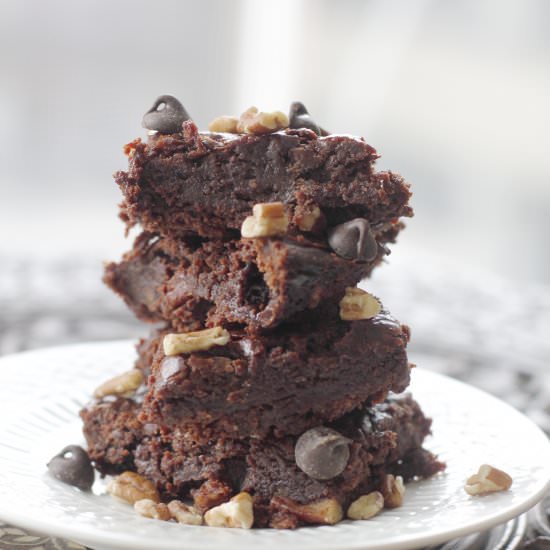 Vegan Brownies with Pecans