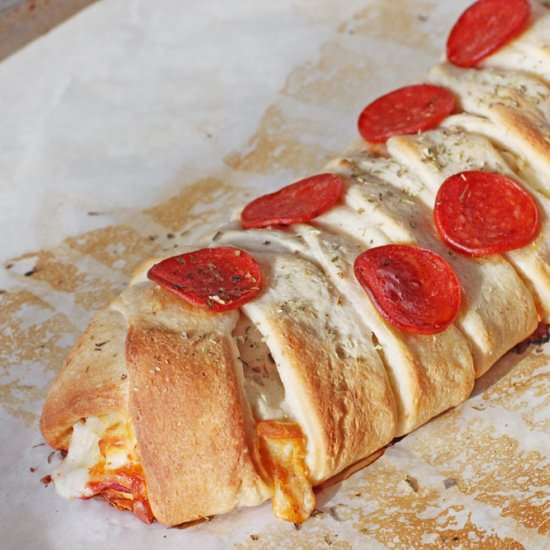 Pepperoni Pizza Braid