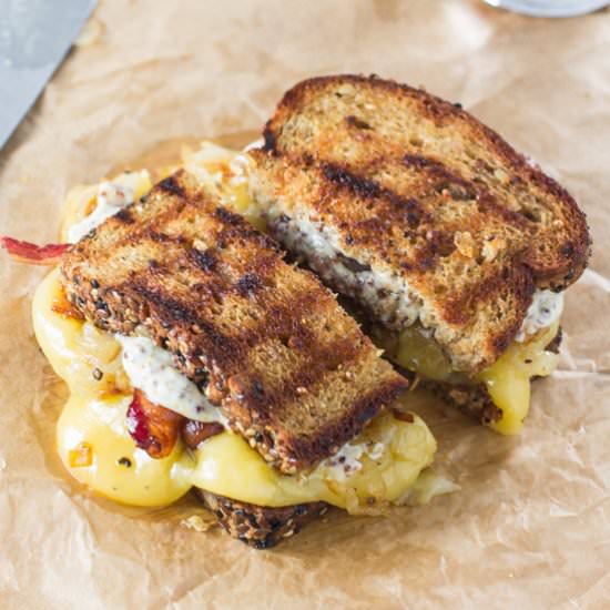 Trainwreck Grilled Cheese