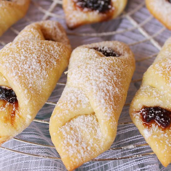Soft jam rolls