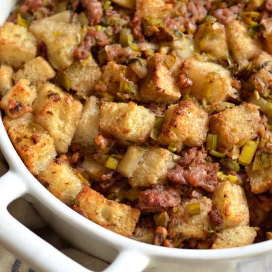 Apple walnut leek dressing