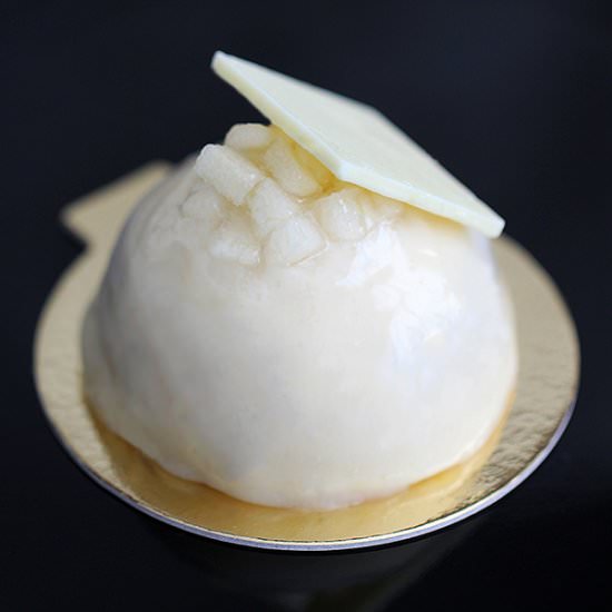 Carré Blanc Entremet
