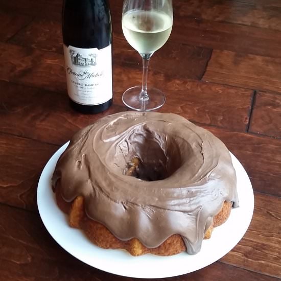 Yellow Butter Cake with Fudge