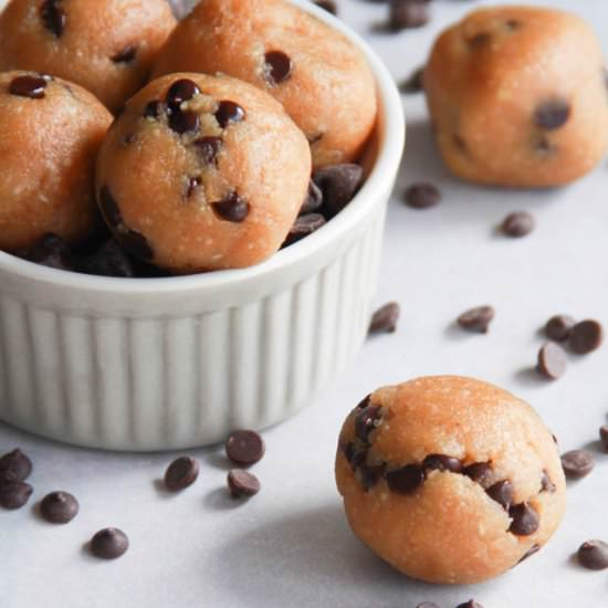 Healthy Cookie Dough Truffles