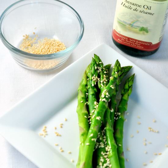 Easy 5-minute Sesame Asparagus