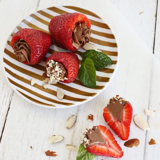 Chocolate-Mousse Strawberries