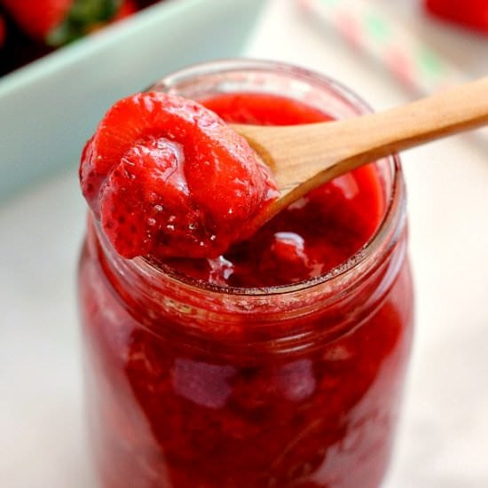 Fresh Strawberry Sauce