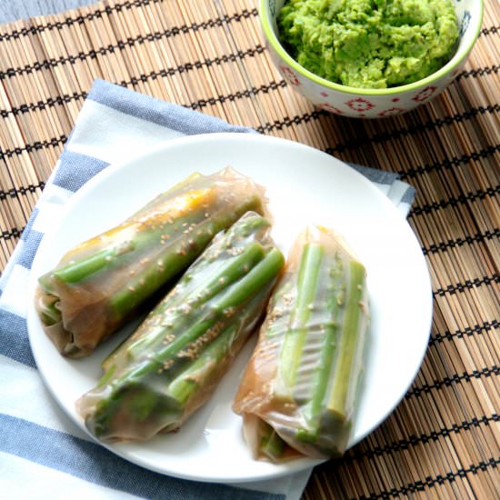 Asparagus Spring Rolls & Green Dip