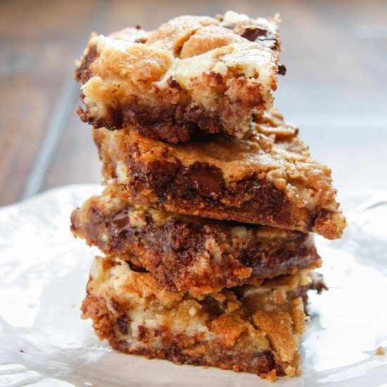 Dark Chocolate Chip Cheesecake Bars