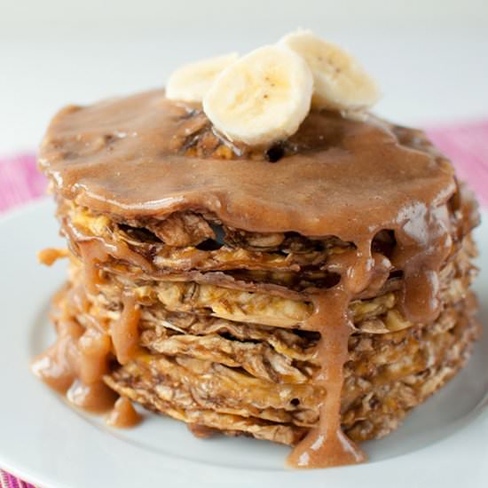 Fluffy Raw Vegan Banana Pancakes