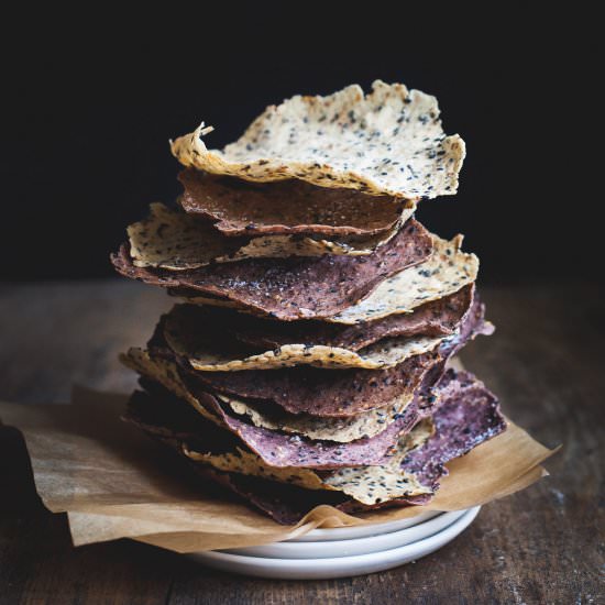 Black Sesame & Wild Rice Crackers