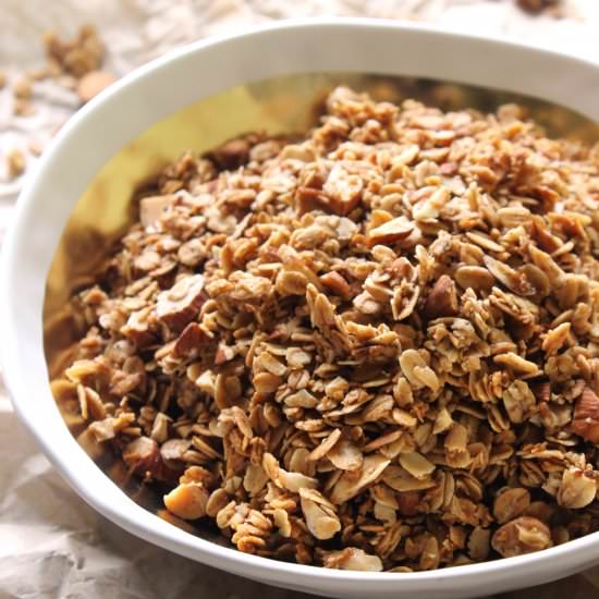 Cardamom Almond Coconut Granola