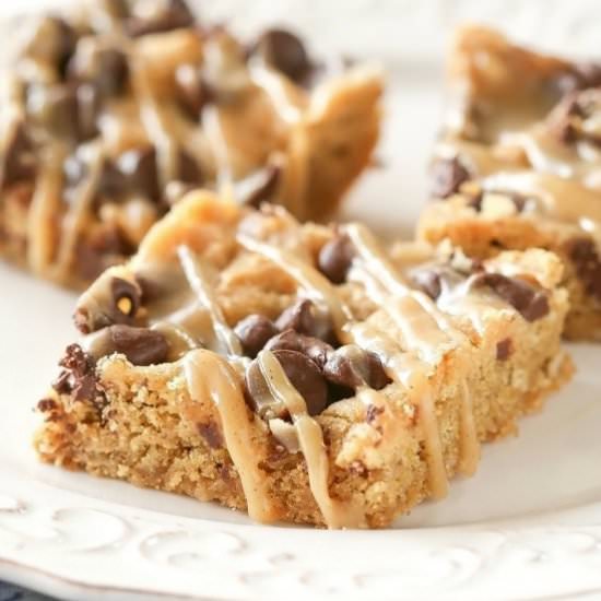 Oatmeal Chocolate Chip PB Bars