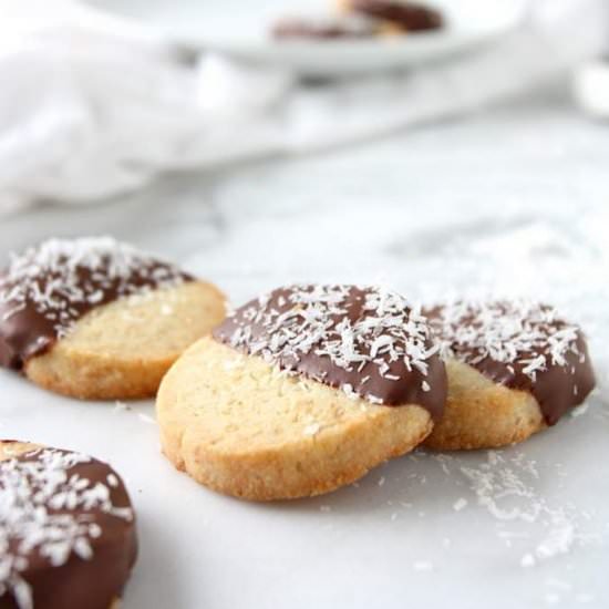 Toasted Coconut Lemon Shortbread
