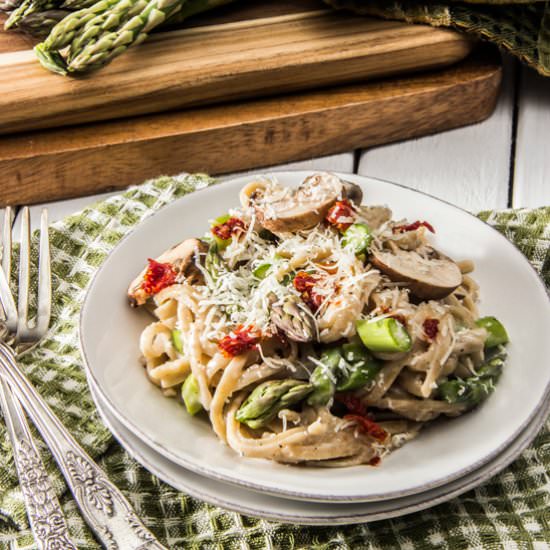 Creamy Asparagus Pasta