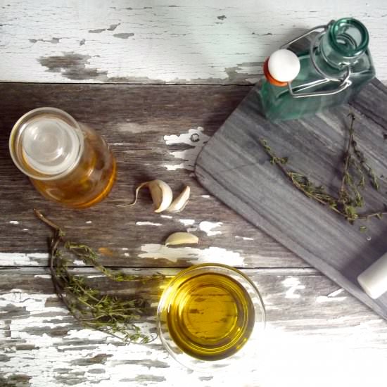 Garlic and Thyme Infused Oil