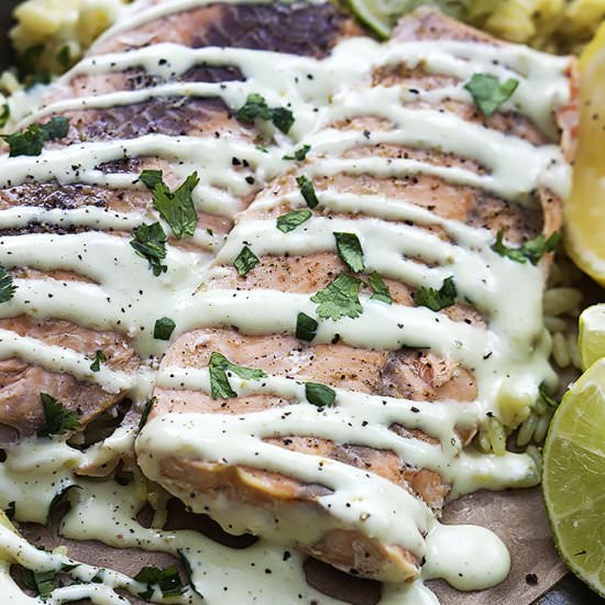 Baked Salmon & Avocado Sauce