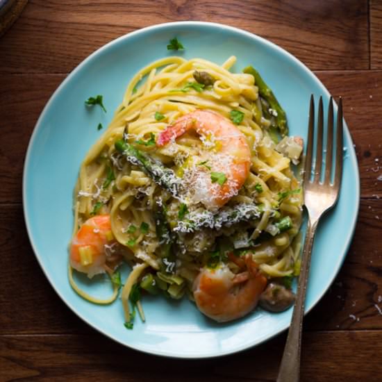 One Pot Shrimp Linguine