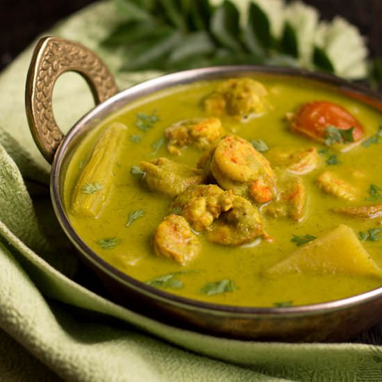 Green Prawns Curry